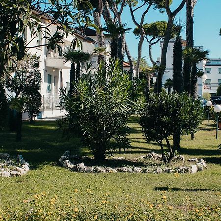 Hotel Marina Lido di Jesolo Exterior photo