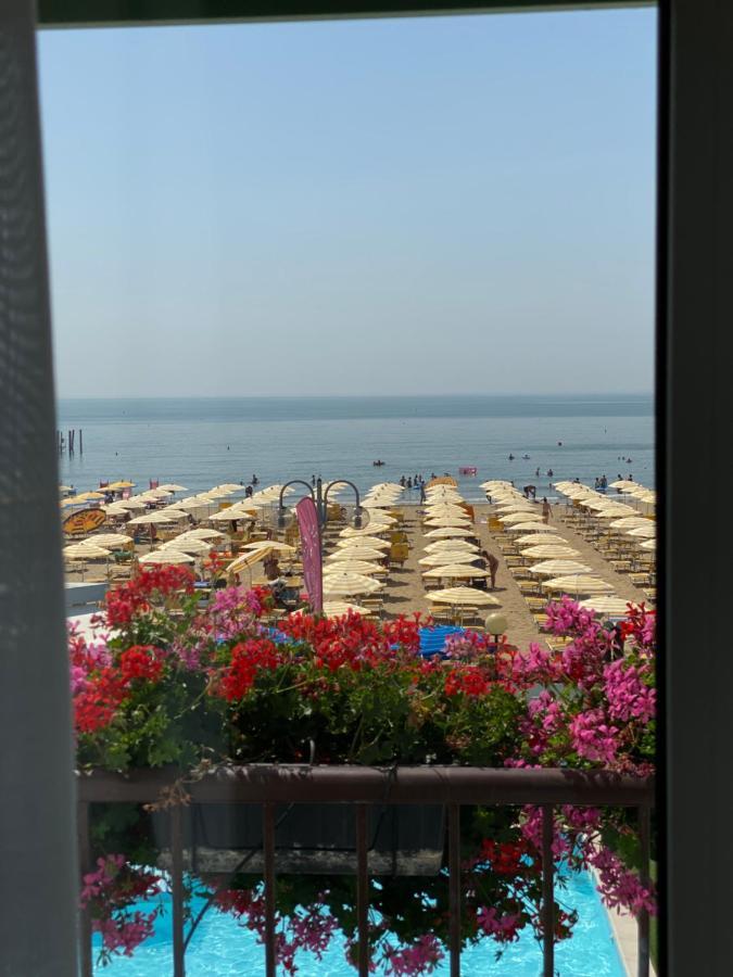 Hotel Marina Lido di Jesolo Exterior photo