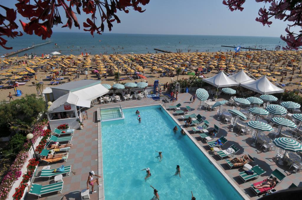 Hotel Marina Lido di Jesolo Exterior photo