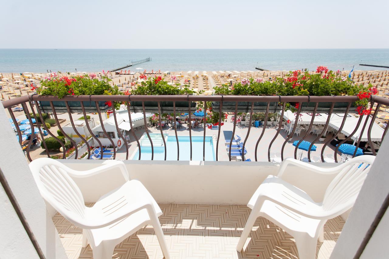 Hotel Marina Lido di Jesolo Exterior photo